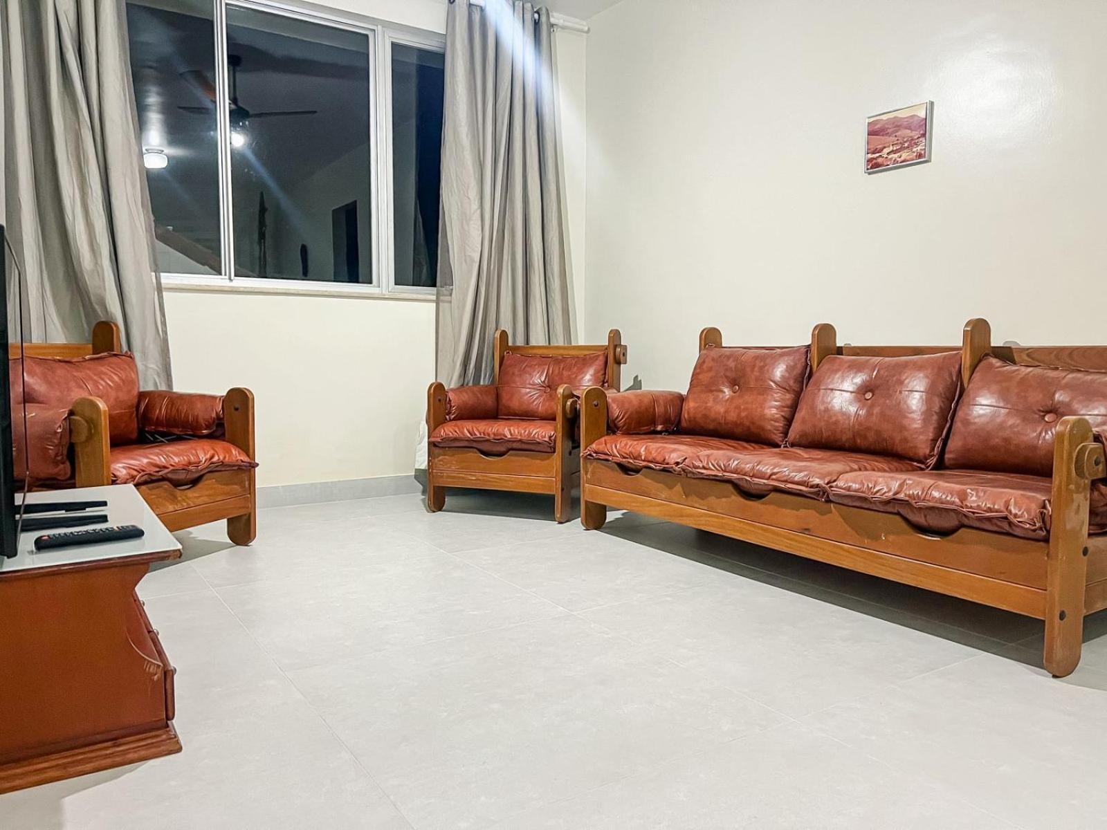 Apartamento Na Praia Do Forte - Poucos Passos Do Mar Cabo Frio Luaran gambar