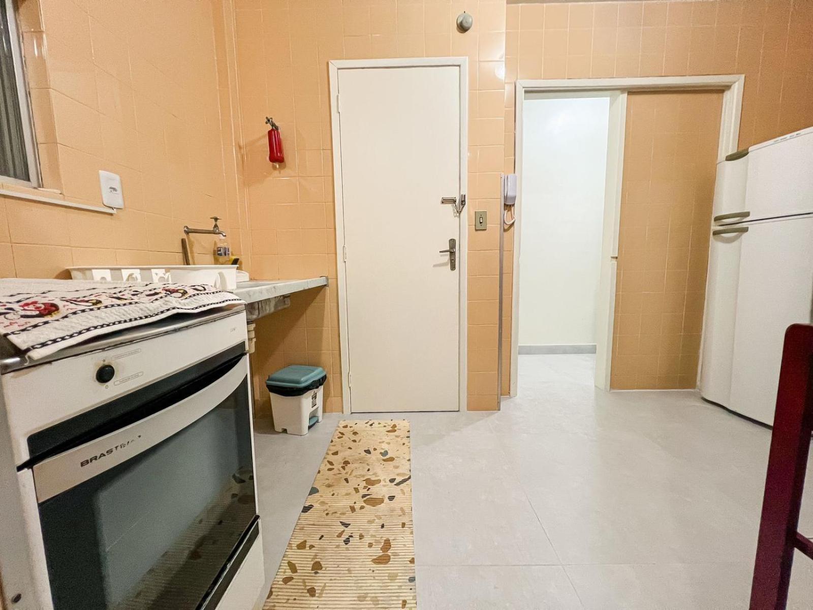 Apartamento Na Praia Do Forte - Poucos Passos Do Mar Cabo Frio Luaran gambar